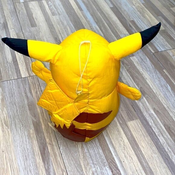 Vintage Pokémon Nintendo Pikachu gotta catch’em all plush figure display car - Picture 3 of 9